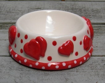 Custom Precious SWEETHEART Hand painted Ceramic Dog/Cat/Pet/Bowl/Dish/Feeder, Pet Supplies, Food Bowl, Water Bowl, Pottery Pet Bowl, Hearts
