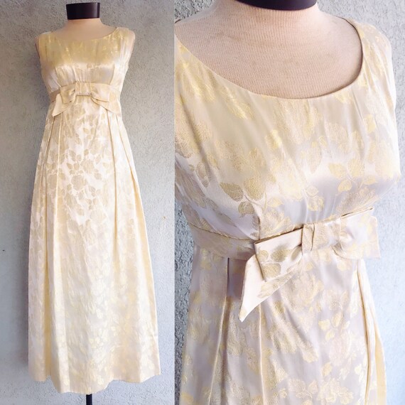 Midcentury Yellow Flower Print Dress. Vintage 1950