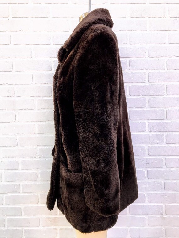 Vintage 1960's Brown Faux Fur Coat. Luxury Brown … - image 5