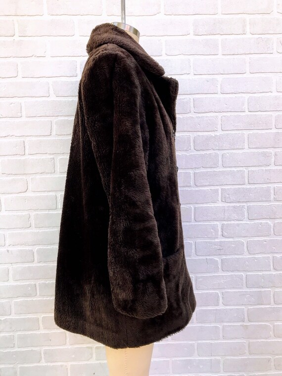 Vintage 1960's Brown Faux Fur Coat. Luxury Brown … - image 6