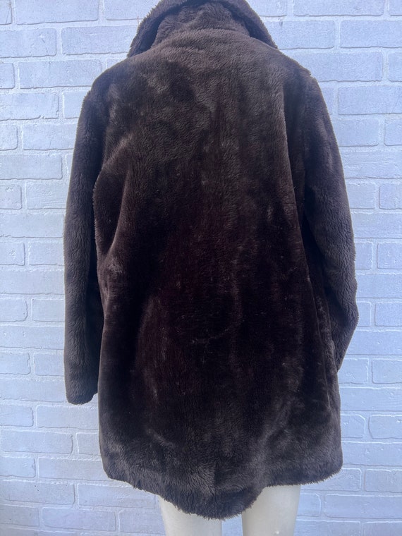 Vintage Brown Faux Fur Coat. Luxury Brown Faux Fu… - image 4