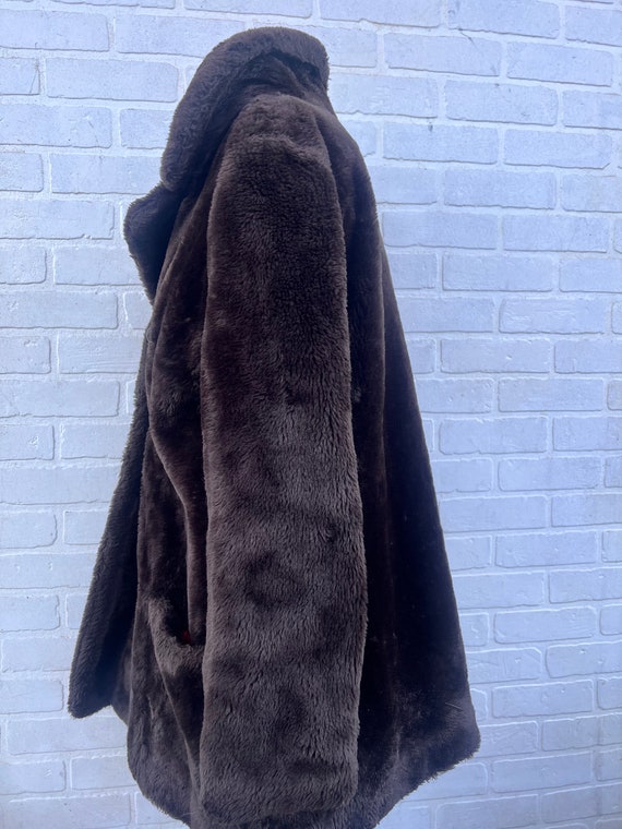 Vintage Brown Faux Fur Coat. Luxury Brown Faux Fu… - image 3