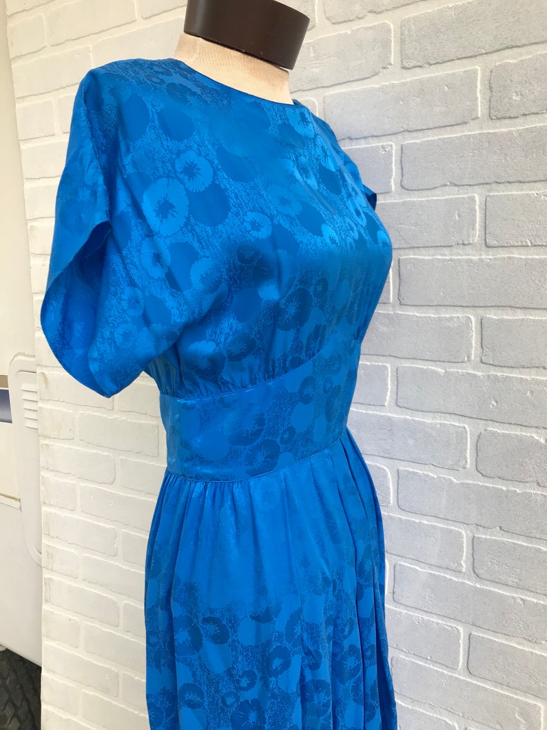 Lauren Alexandra Dress 100 Percent Silk. Blue Sun Dress Vintage Silk Blue Dress