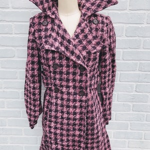 Vintage Pink Wool Coat. Patterned Pink Trench Coat. image 8