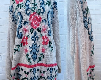 Vintage Floral Sweater. Valentines Day Holday Sweater. Dainty Rose Knit Sweater.