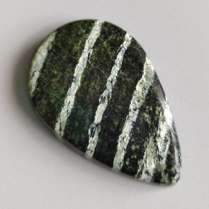 Top grade beautiful green 59.50 Carat flashy Swiss Opal Cabochon for jewelry making #SO1