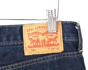 levi's men's 751 standard fit jeans