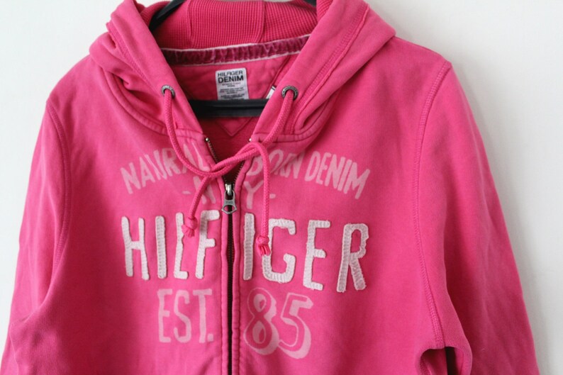 pink hilfiger hoodie