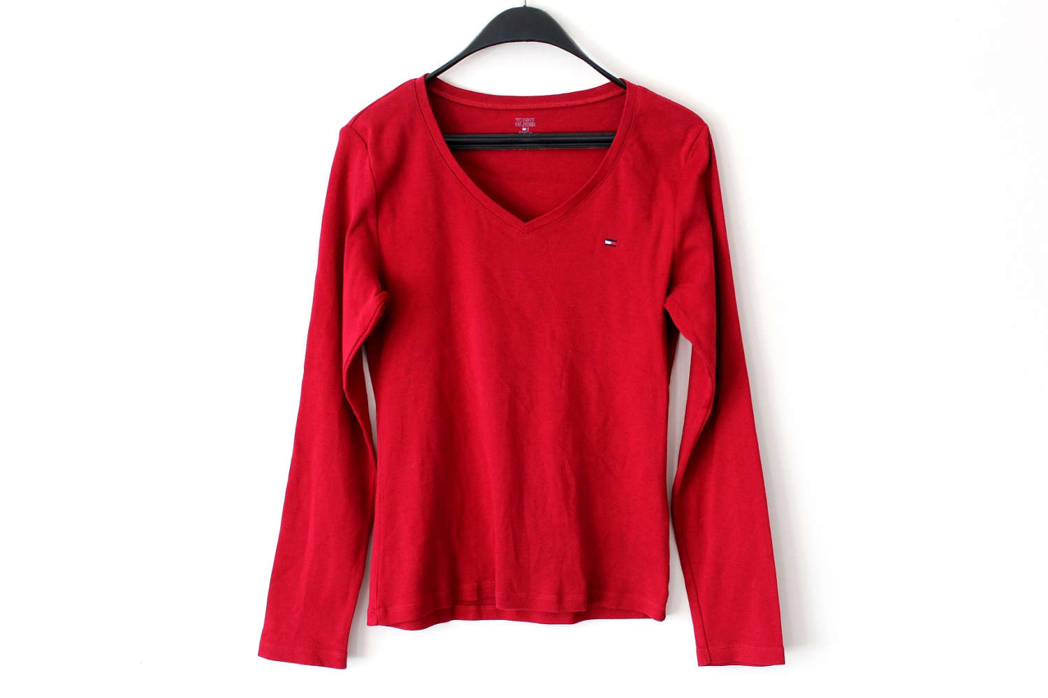 vintage red tommy hilfiger sweatshirt