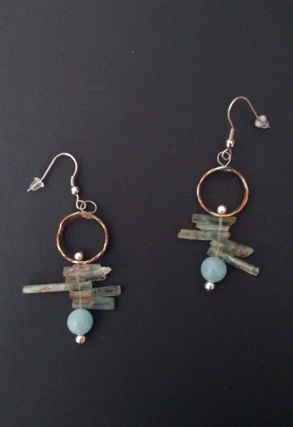 Trimetal and aquamarine hoop earrings