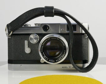 Kamerahandschlaufe | Kameragurt aus Leder schwarz | Schmaler Kamerahandriemen 15mm 5/8" | Minimalistischer 35mm Kameragurt aus Leder