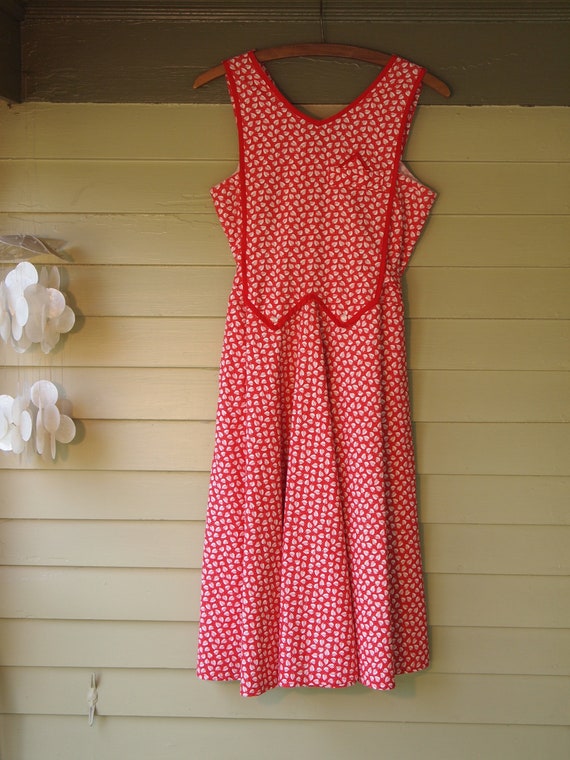 Vintage 1950s Leaf Pattern Apron Dress by Gentex