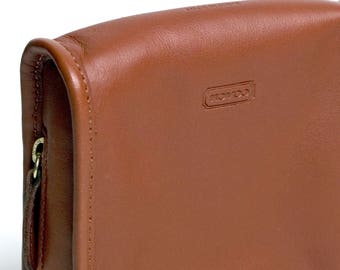 NEW! Coach British Tan Leather Toiletry Pouch Wallet Clutch Bag