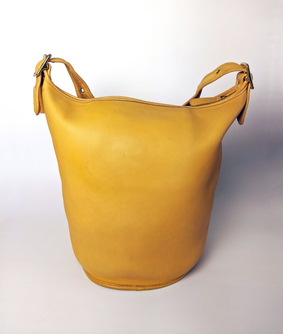 HUGE! Coach Duffel Sac Yellow Leather Bucket Feed Bag… Gem