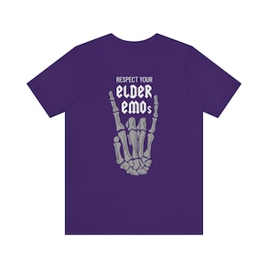 Älteres Emo Shirt Emo Shirt Emo Kleidung Emo Kleidung Emo Musik Shirt Emo Ästhetik Emo Band T Shirt Rentner Emo Kid Pop Punk Shirt Stoner Geschenk Team Purple
