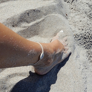 Make a wish surfer style summer natural Cowrie shell anklet/bracelet