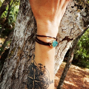 NEW IN! Leather cord wrap turquoise stone wrap southwestern style bracelet