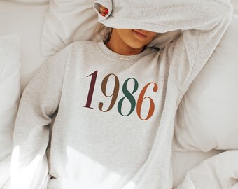 1986 Custom Year Sweatshirt, 40th Birthday Crewneck, Personalized Gift
