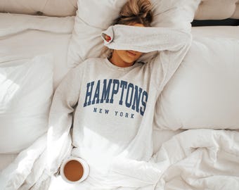Hamptons City Sweatshirt, New York Pullover, Vintage Varsity Aesthetic, Trendy Travel Destination Gift, Unisex Crewneck Sweatshirt