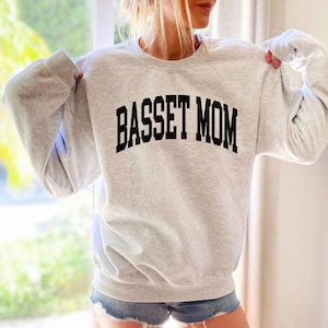 Basset Mom Sweatshirt, Basset Mama Sweater, Dog Mom Sweater, Basset Hound Dog Breed, Gift For Dog Mom, Unisex Crewneck Sweatshirt