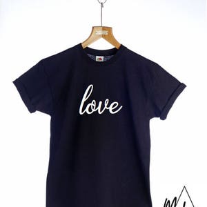 Love T-shirt Tee - Fashion, Slogan t-shirt, Crew neck, Clothing, Men&#39;s t-shirt, Ladies t-shirt, Men&#39;s gift, Ladies gift