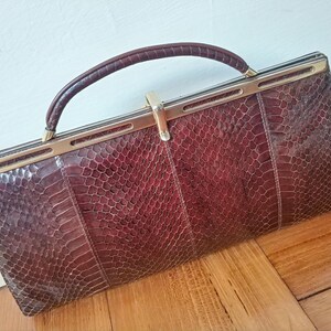 Made in Italy 60s reptile python brown high quality hand shoulder bag