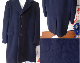 Kid mohair wool overcoat made in Italy 70s, Issimo brand, textured fabric worked in relief