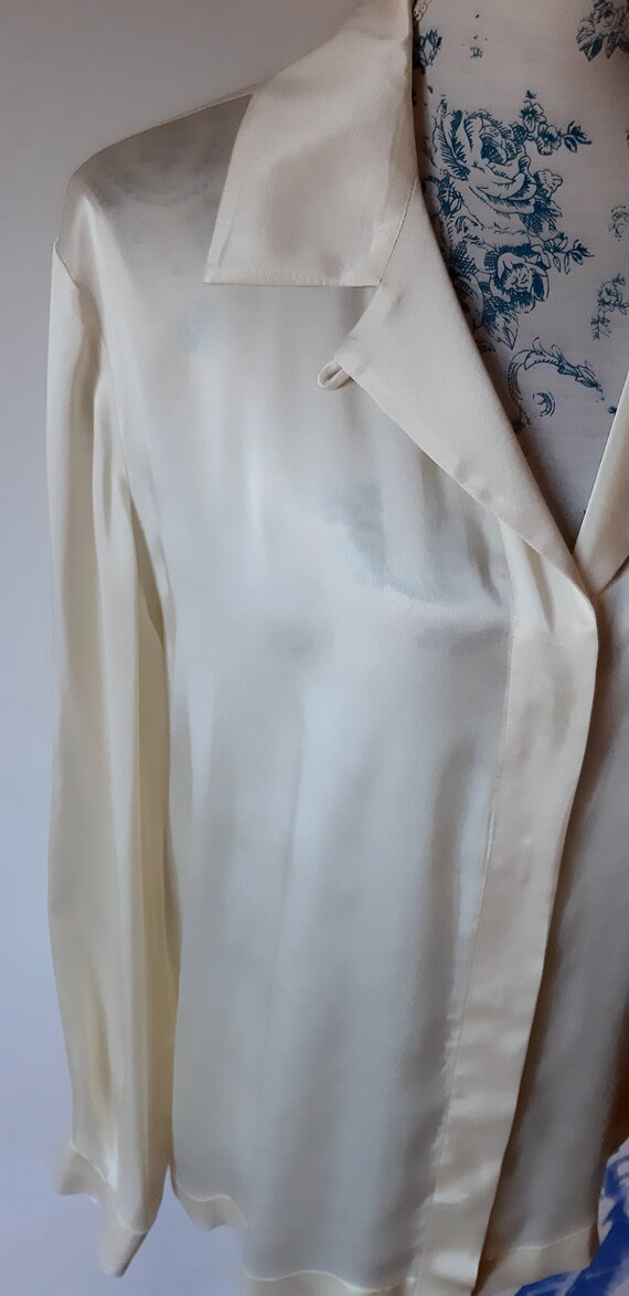 Gianfranco Ferré made in Italy 80s ivory silk blo… - image 7