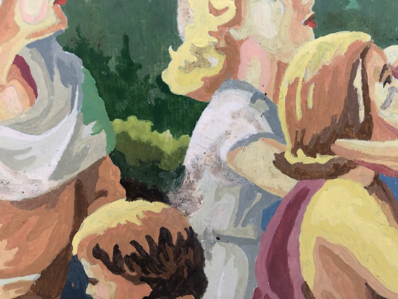 Peut inclure: Une peinture repr&eacute;sentant un groupe de personnes aux cheveux et aux v&ecirc;tements de diff&eacute;rentes couleurs. Les personnes sont debout, serr&eacute;es les unes contre les autres, et regardent vers le haut. L'arri&egrave;re-plan est une for&ecirc;t verte.