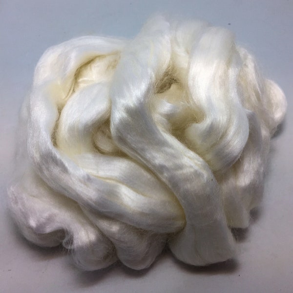 Bamboo Top - Sliver, Roving, Spinning, Felting - 1 oz