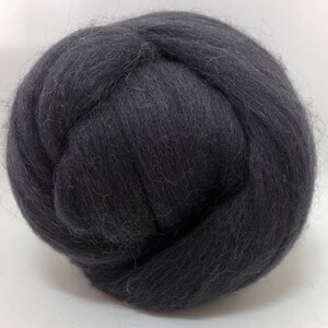 Anthrazit #47 - Merinowolle Kammzug