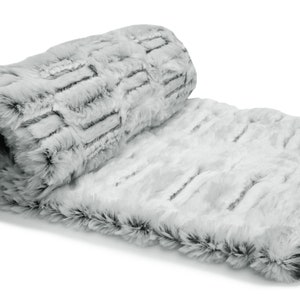 Artificial fur Caraculas, Black and white 50 x 160 cm