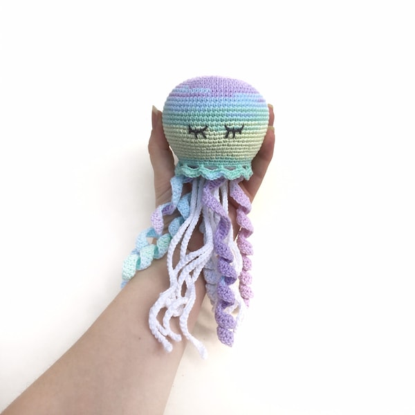 Crochet plush jellyfish toy. Preemie birthday gift. Soft octopus for nursery decor. Gift for premature baby. Under sea nursery