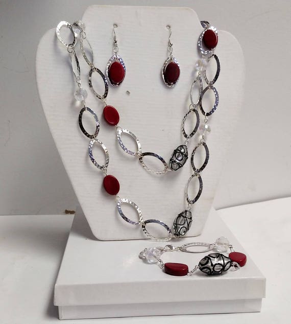 Red Howlite Necklace, Bracelet and Earrings