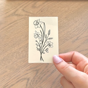 März-Geburtsblume | Narzisse | Kirschblüte (2er-Set) - Temporäres Tattoo