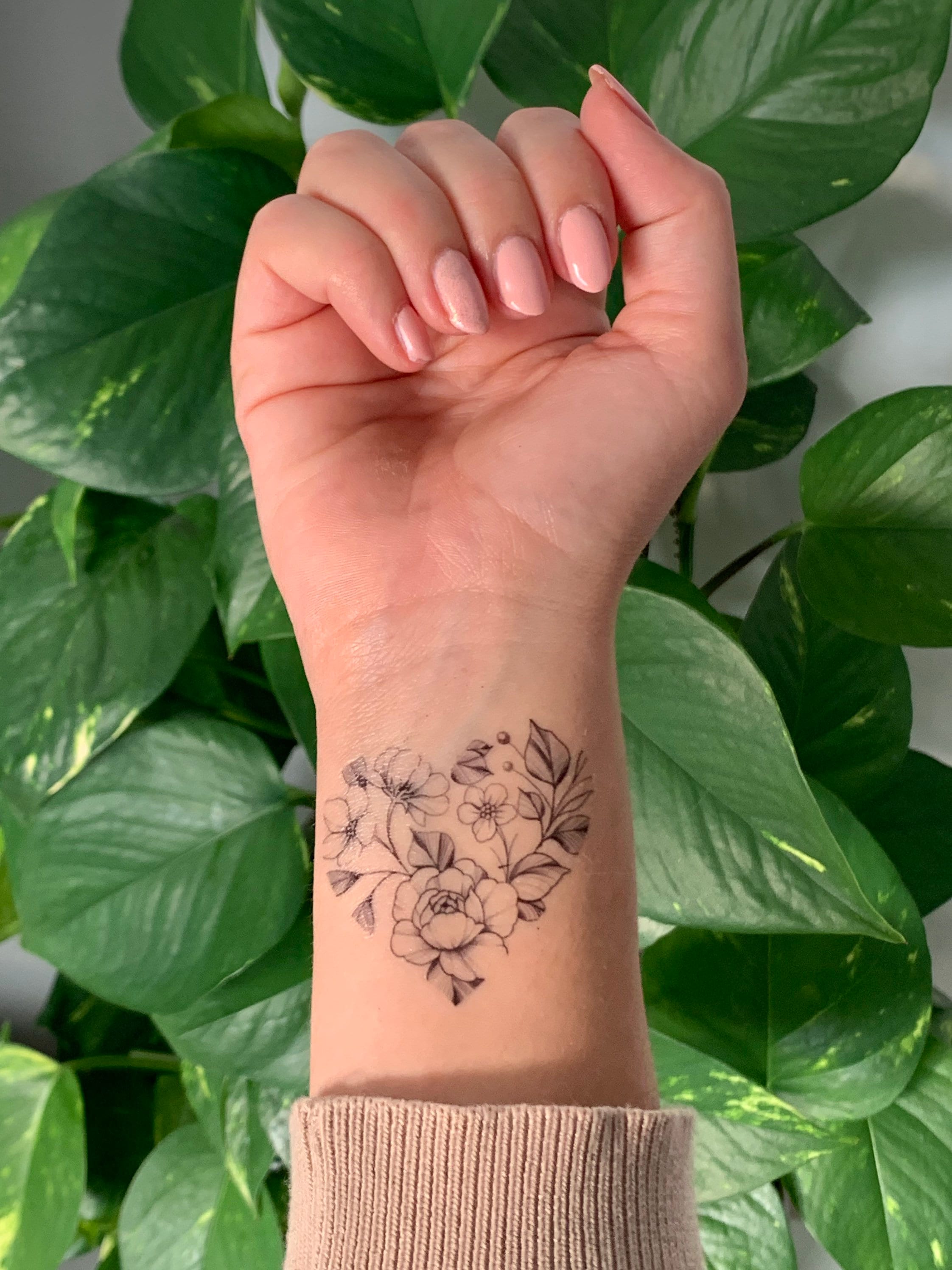 Floral Heart Tattoo - Etsy Floral Heart Tattoo - Etsy