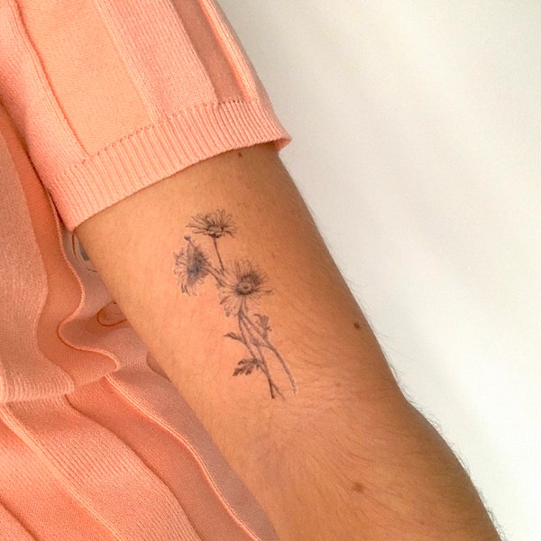 Daisy Stem (set of 2) - Temporary Tattoo