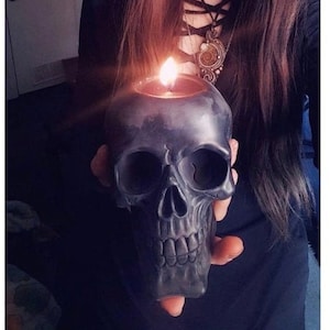 Large Skull Candle
