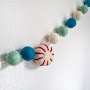 Décor de Noël Menthe poivrée Pom Pom Garland Feutre Ball Nursery Decor image 4