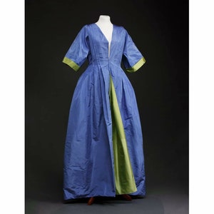 Damen Bademantel, Robe de Chambre, Mantua, Home Dress, exclusive