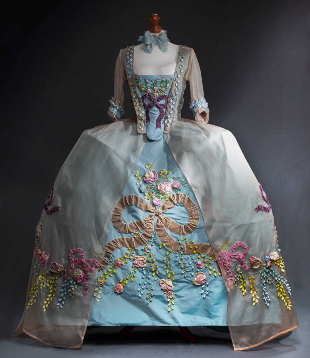 Robe a La Francaise 18th Century Costume 