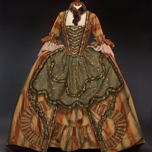 Robe a la francaise 18th century costume reenactment
