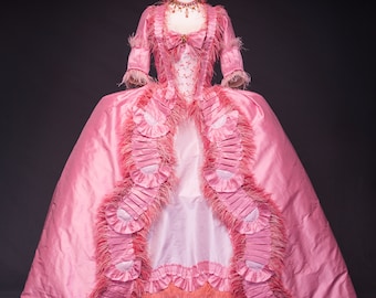 Robe a la francaise 18th century costume reenactment