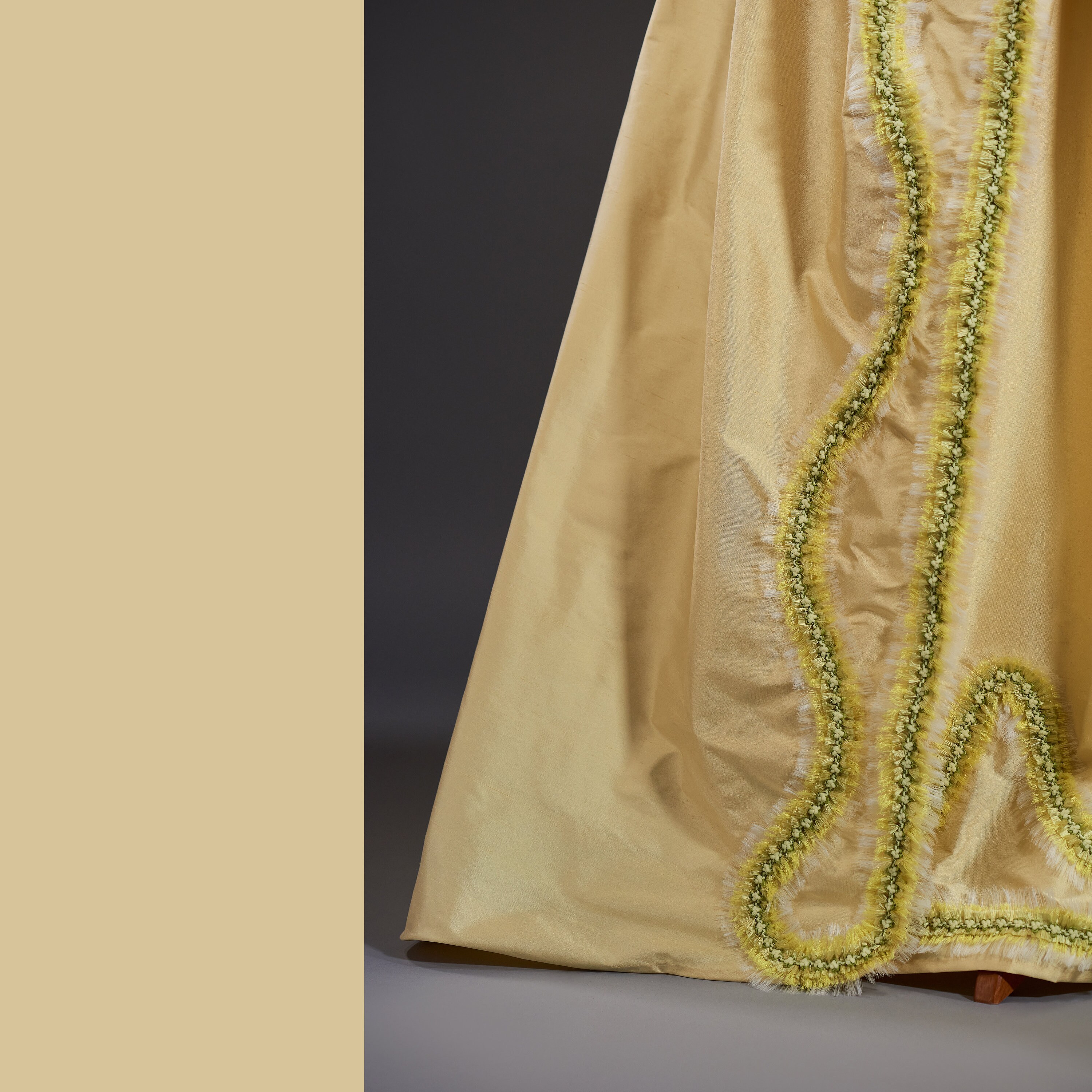 Robe a La Anglaise Dress Gown 18th Century Reenactment Marie Antoinette ...