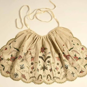 hand embroidered apron, museum quality, reenactment 18th century
