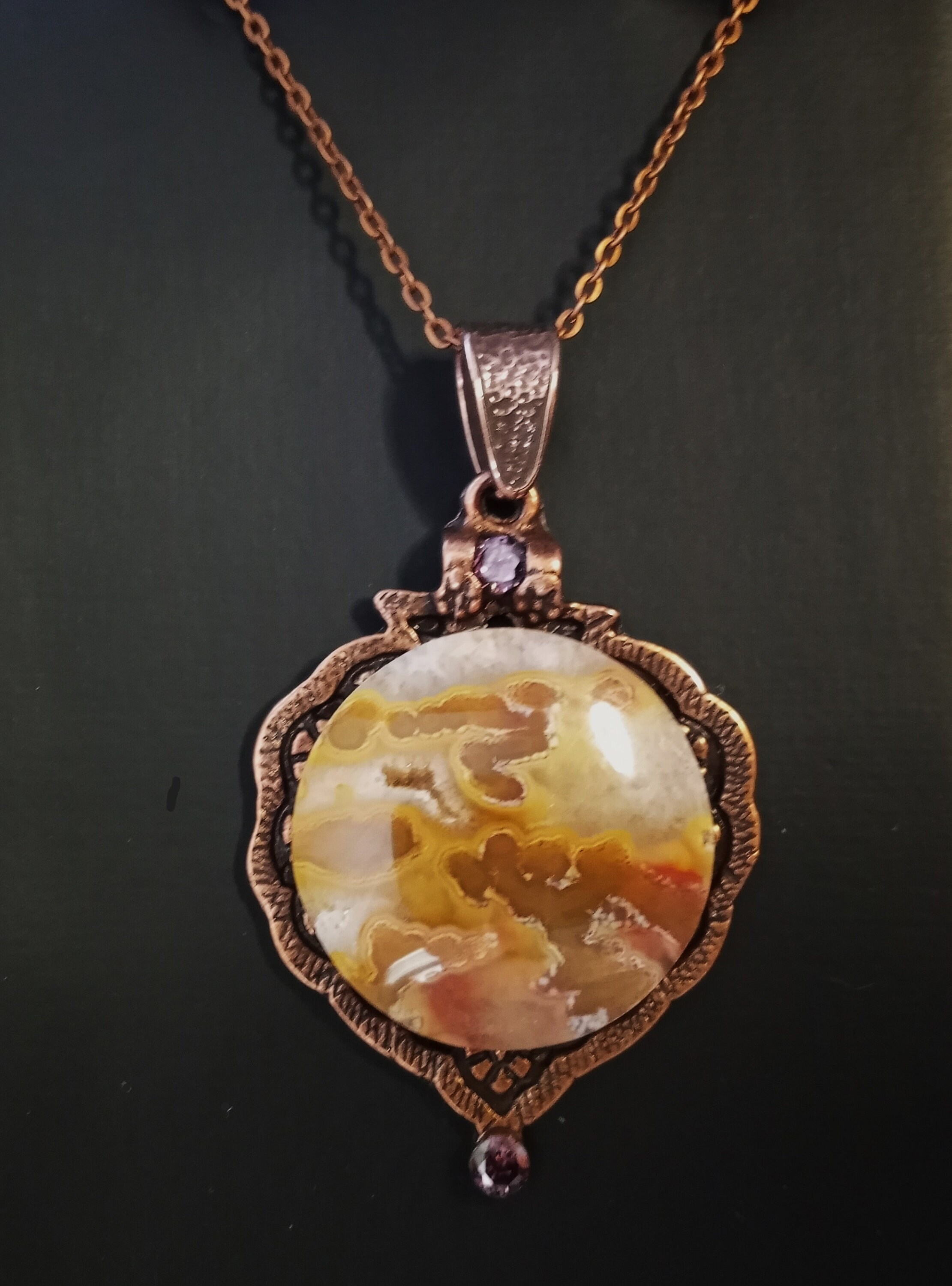 22インチのジョージアス希少スマトラチューブアゲート、カスタムメイド