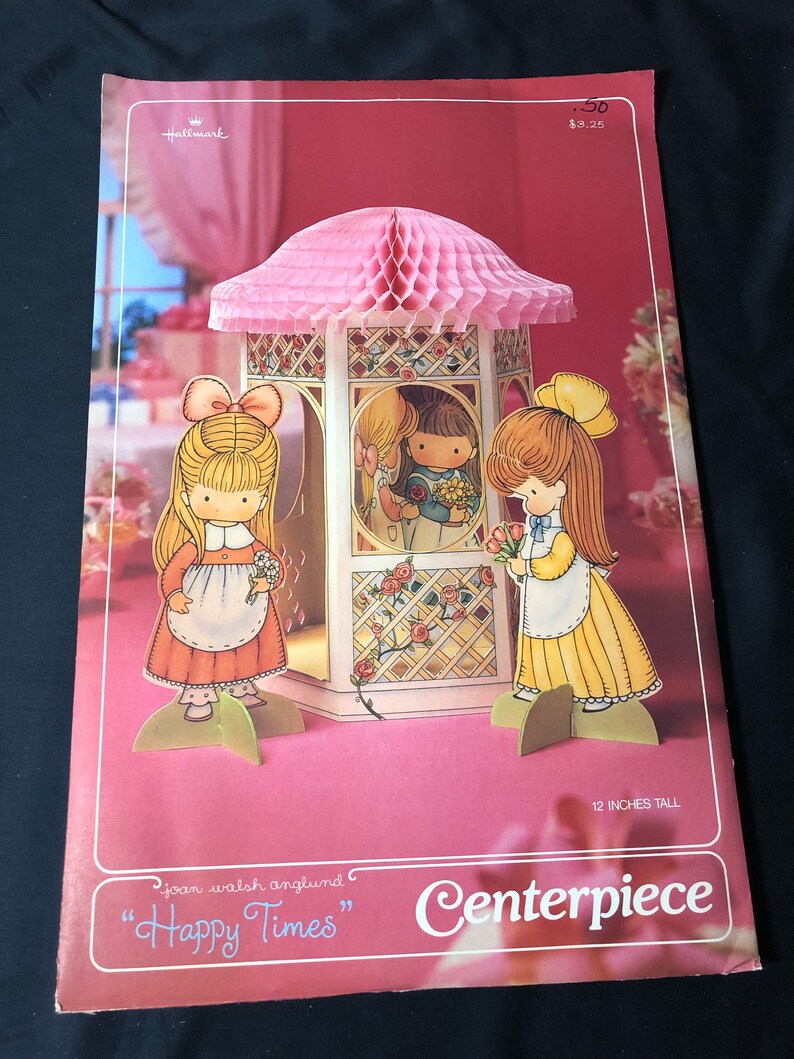 Happy Times 1969 Joan Walsh Anglund /& Hallmark Centerpiece