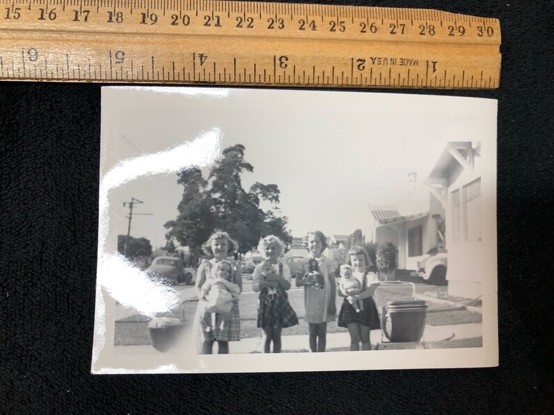 Vintage Gorls and their Baby Dolls Photo