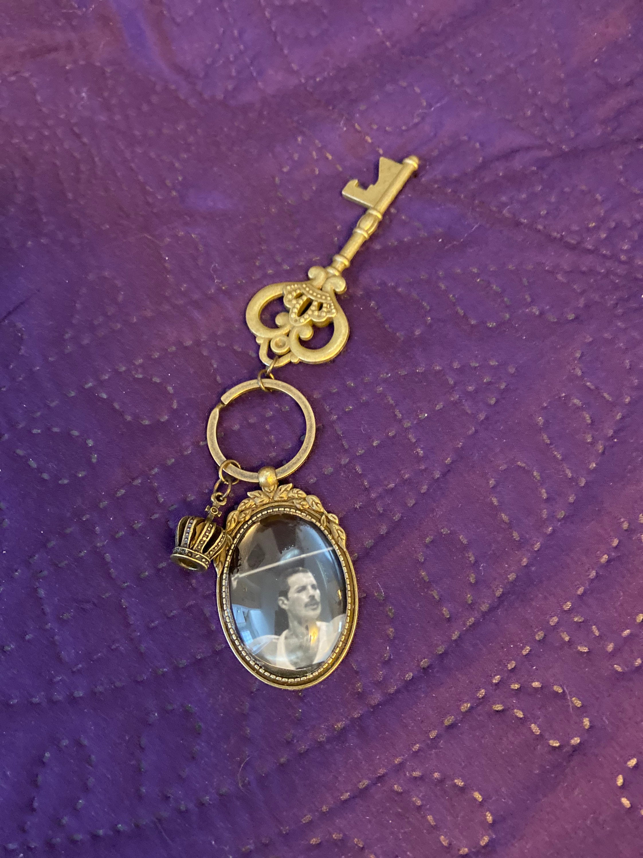 Freddie mercury keychain discount