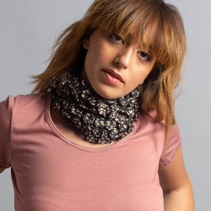 Infinity Scarf, Collar Necklace, Scarf Necklace, Fabric Necklace, Avant Garde Necklace, Statement Necklace, Avant Garde Fashion, Ruff